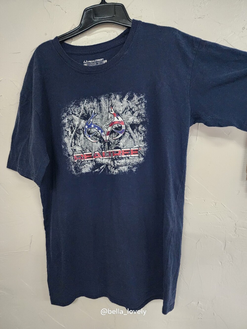Realtree Navy Short-Sleeve Graphic Logo Tee